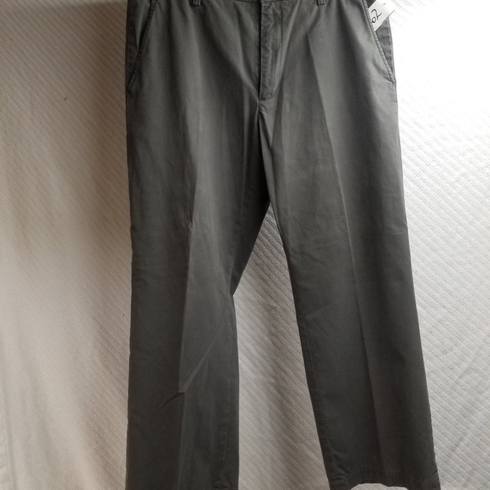 462-463 - Lot of 2 Banana Republic 35W 30L Pants - Picture 4 of 10